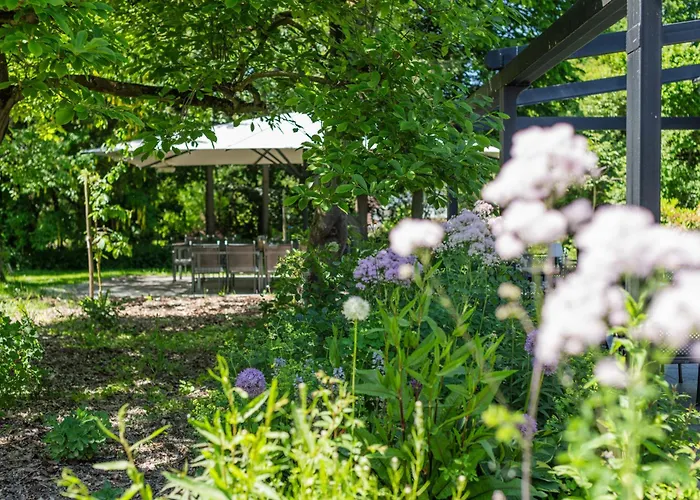 Bundt's & Gartenrestaurant Hotel